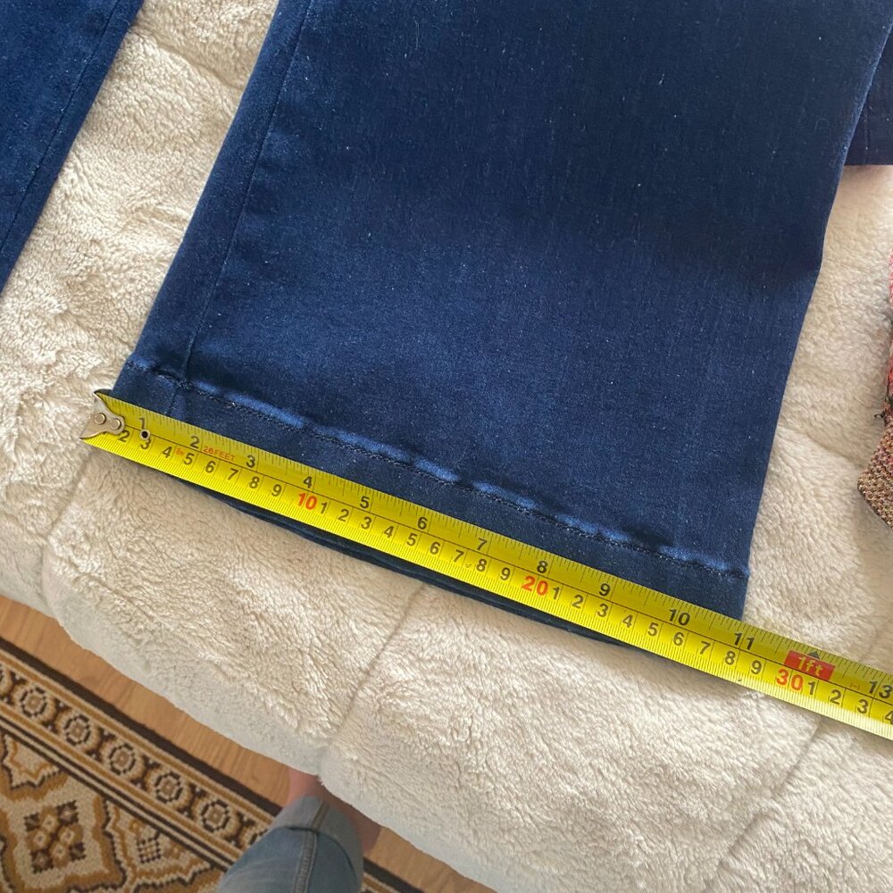 FRAME Le High Flare medium/dark wash jeans with D-ring belt - Picture 10 of 14